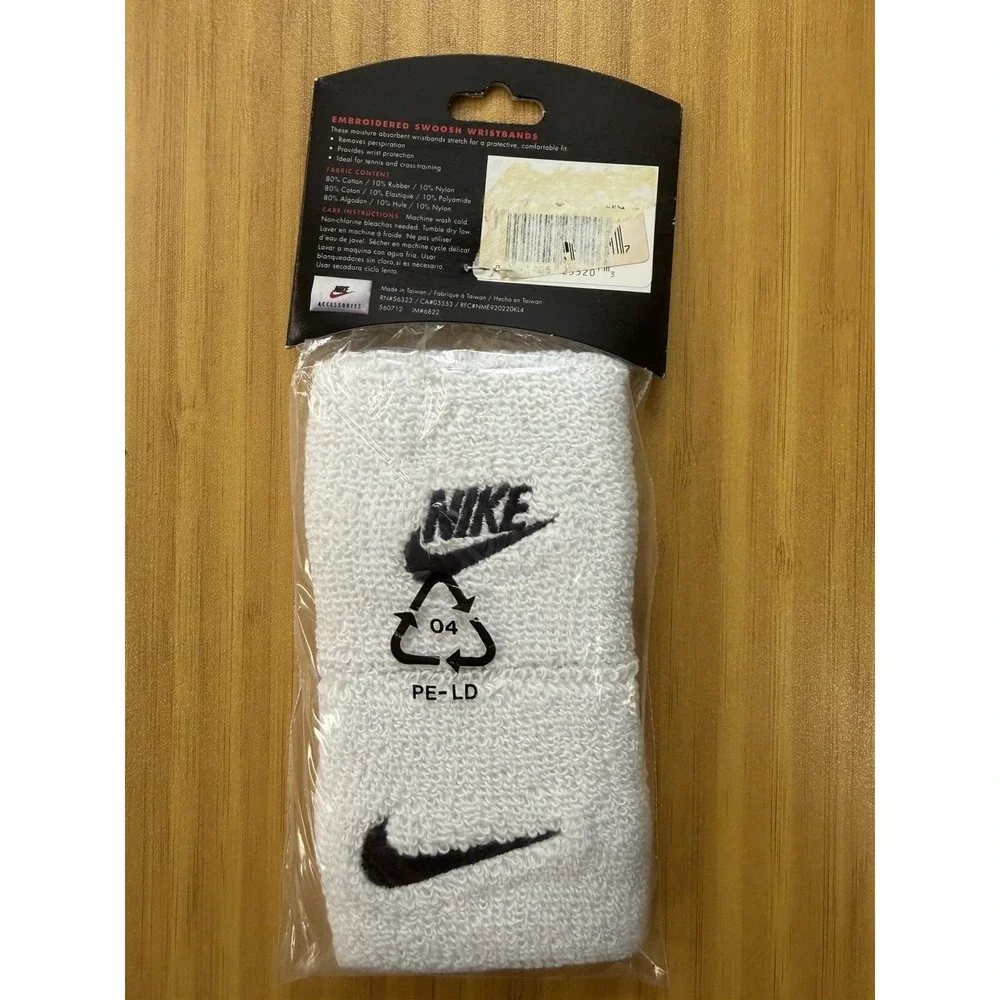 Nike vintage embroidered